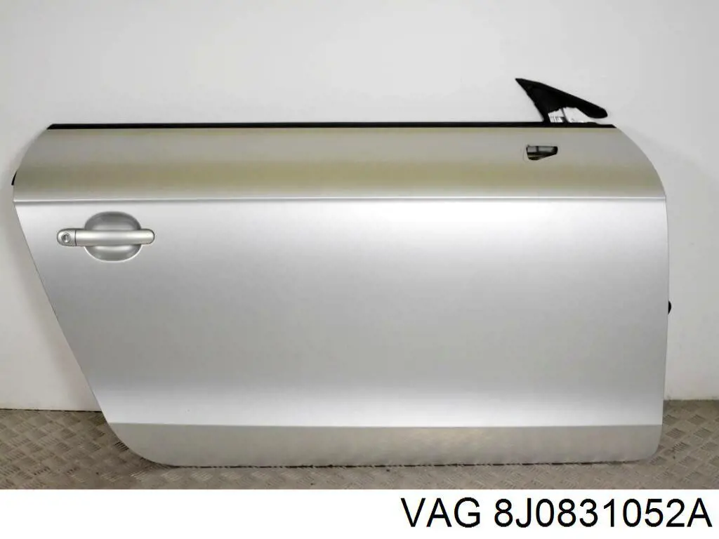 8J0831052A VAG Дверь передняя правая