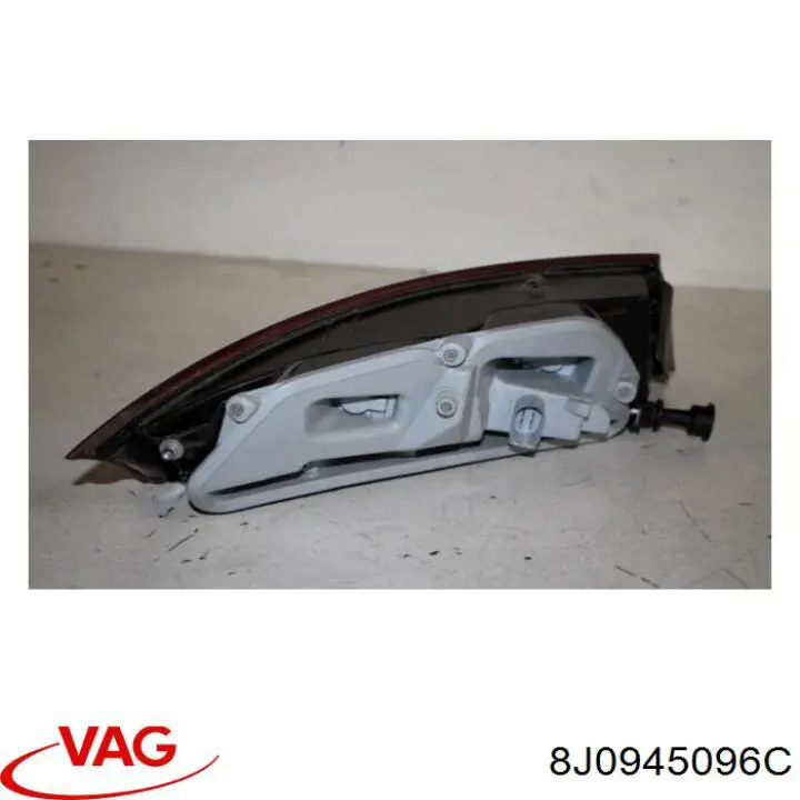Задний фонарь 8J0945096C VAG