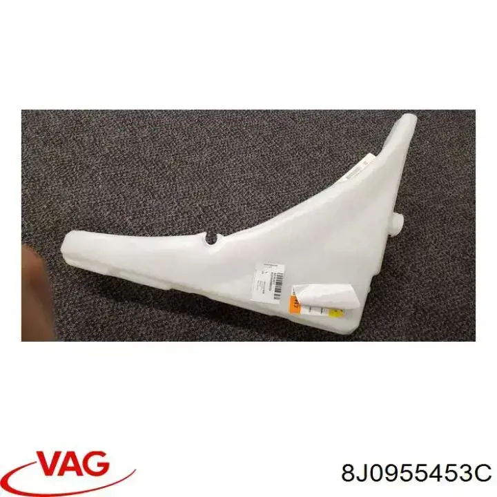 Купить 8J0955453C VAG Бачок омывайки