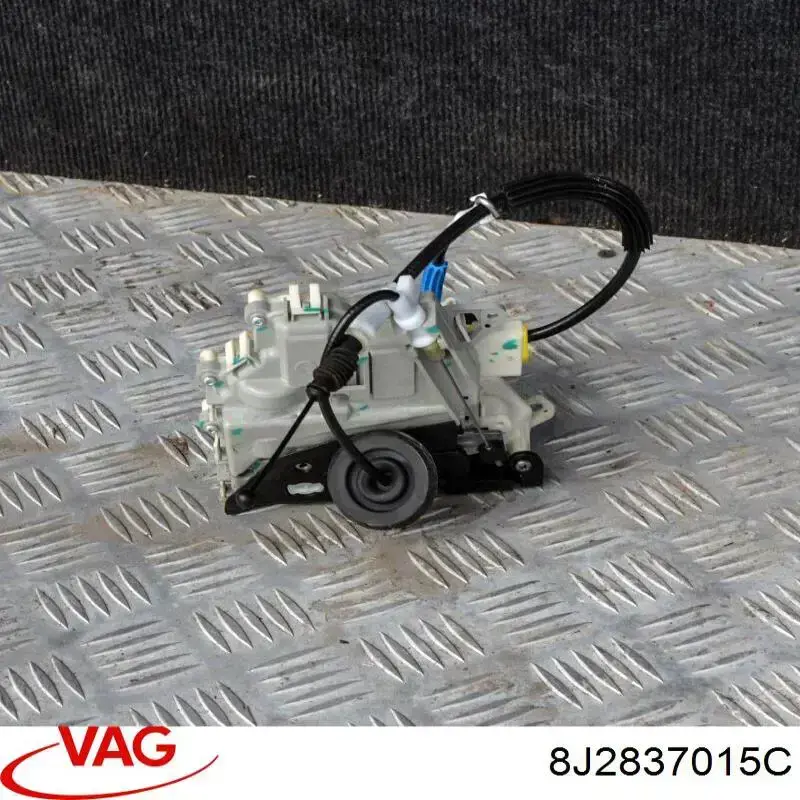 Замок передней левой двери VAG 8J2837015C