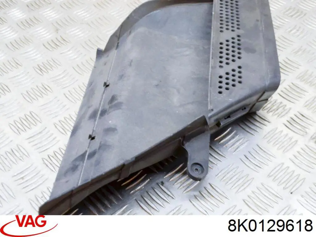 8K0129618 VAG Воздухозаборник воздушного фильтра