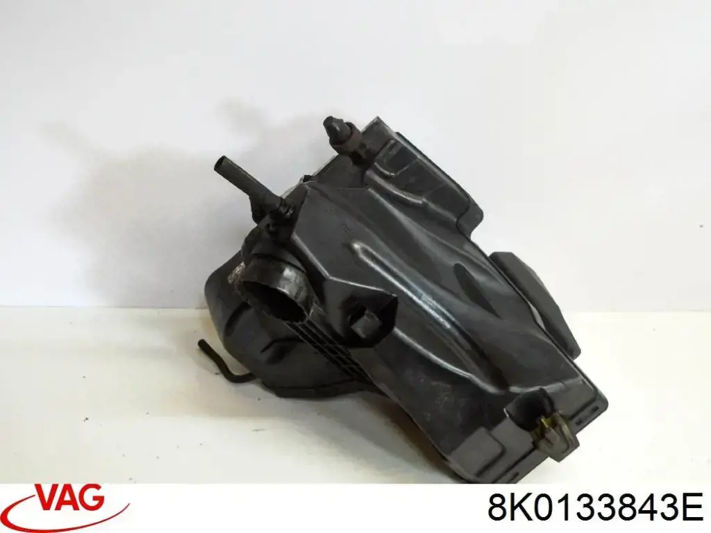 Купить 8K0133843E VAG Автомобильный фильтр воздуха