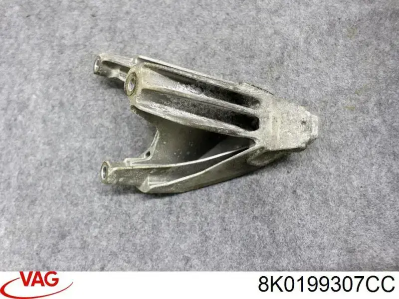 8K0199307CC VAG Кронштейн подушки (опоры) двигателя левой