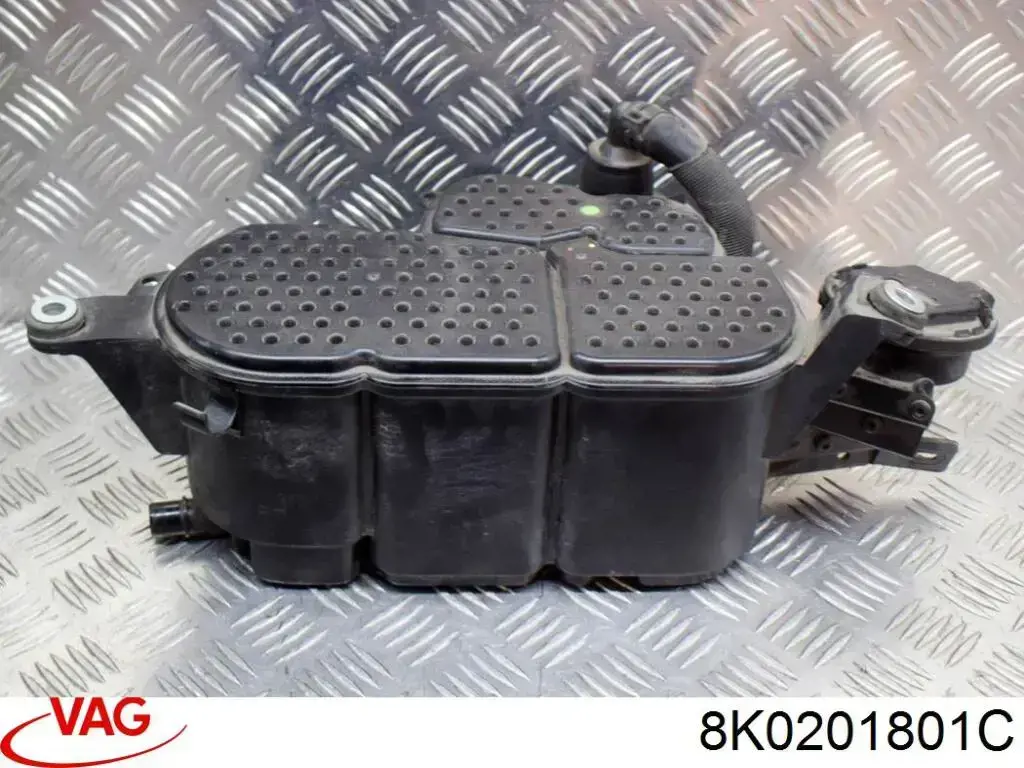  Adsorvedor dos vapores de combustível Audi Q5 SUV (8RB) (2008 - 2016) 