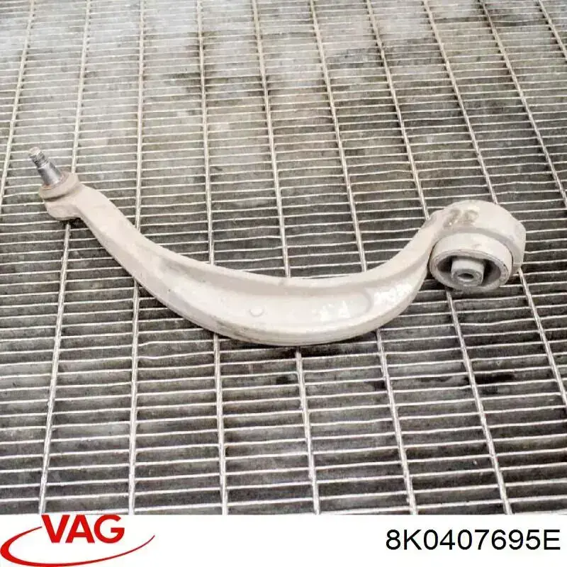 Рычаг передний нижний левый VAG 8K0407695E