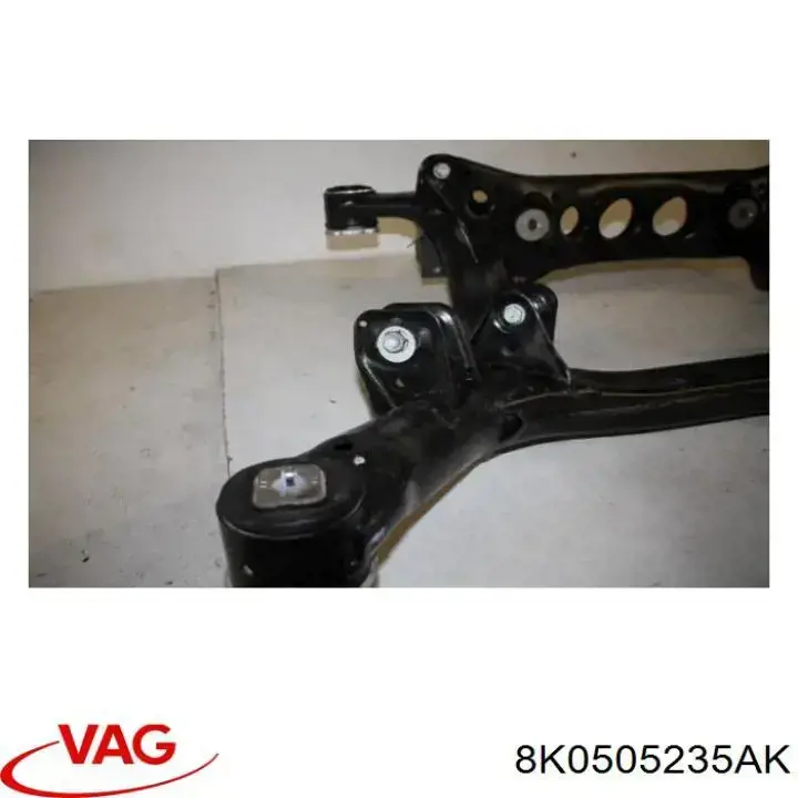 Балка задней подвески (подрамник) 8K0505235AK VAG