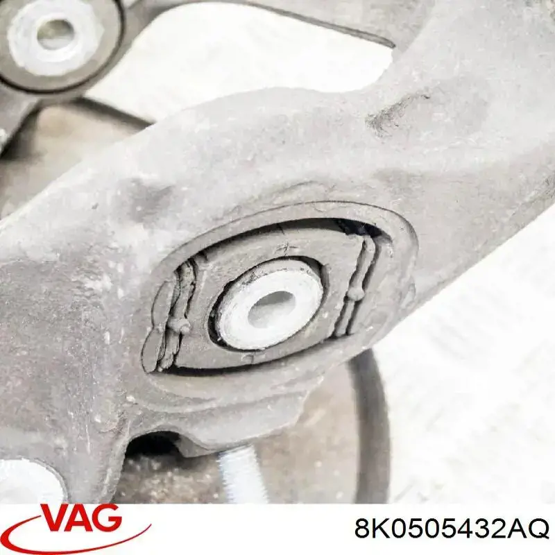 8K0505432AQ VAG Цапфа правая