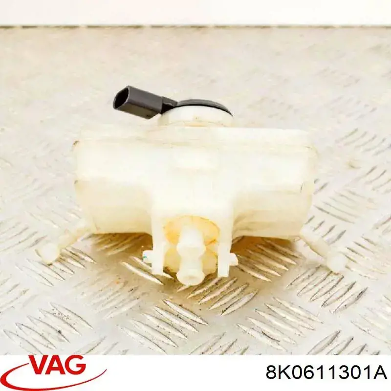 Tanque de cilindro mestre do freio (de fluido de freio) Audi A5  8T3