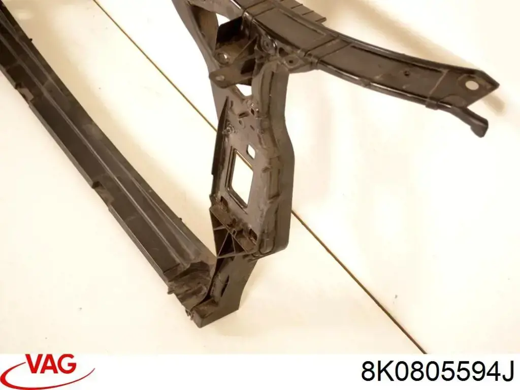Рамка радиатора 8K0805594J VAG