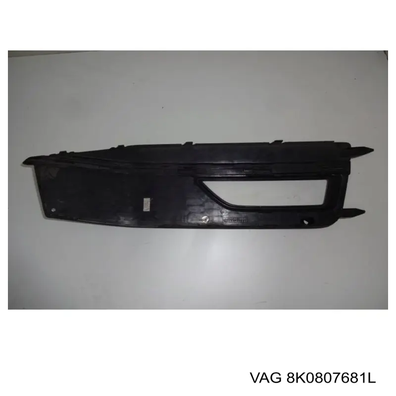 Купить 8K0807681L VAG Противотуманная фара - вставка левая