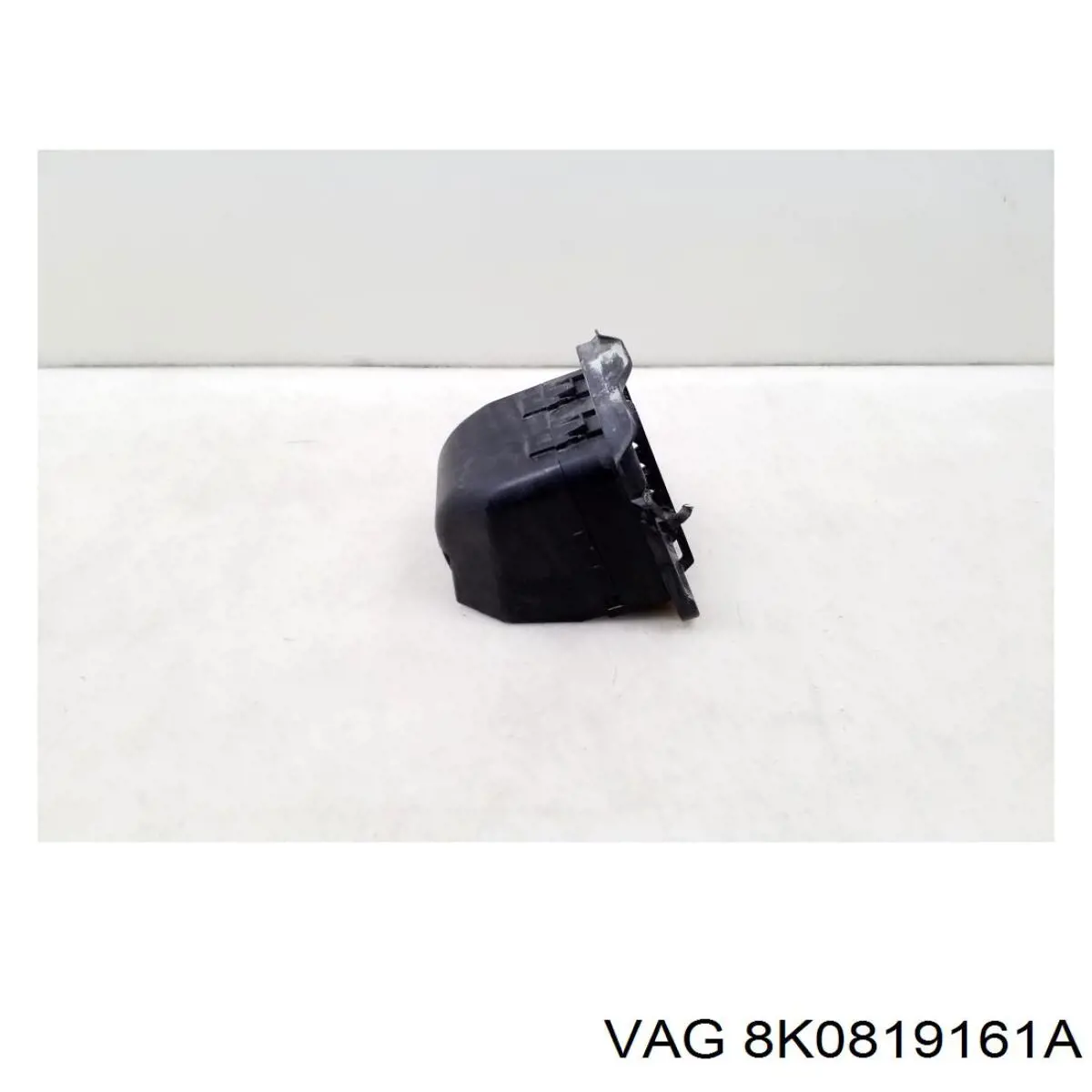 Купить 8K0819161A VAG Решетка вентиляции салона задняя