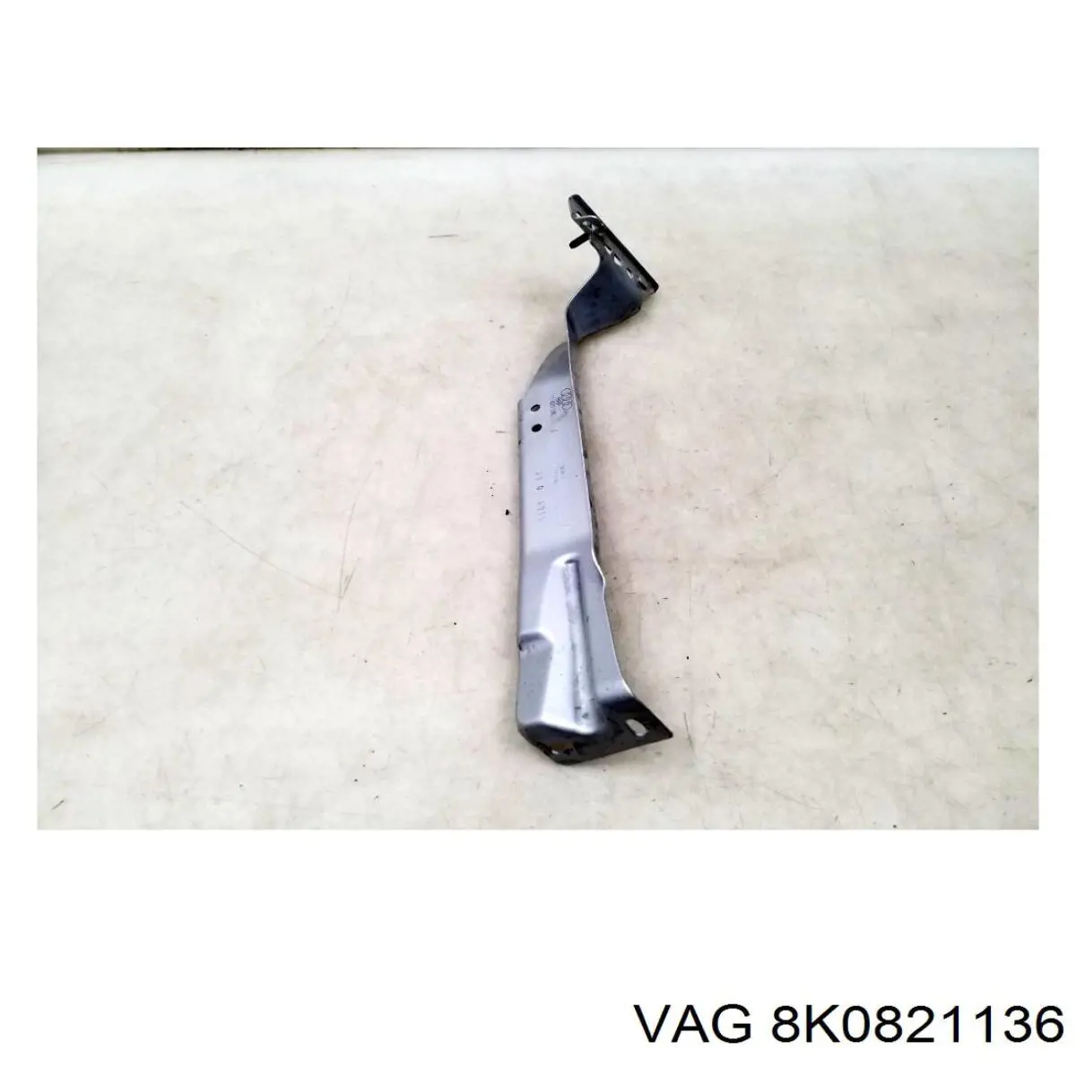 8K0821136 VAG 