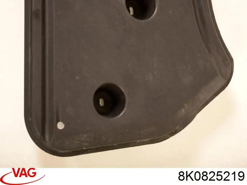 Купить 8K0825219 VAG Защита днища задняя