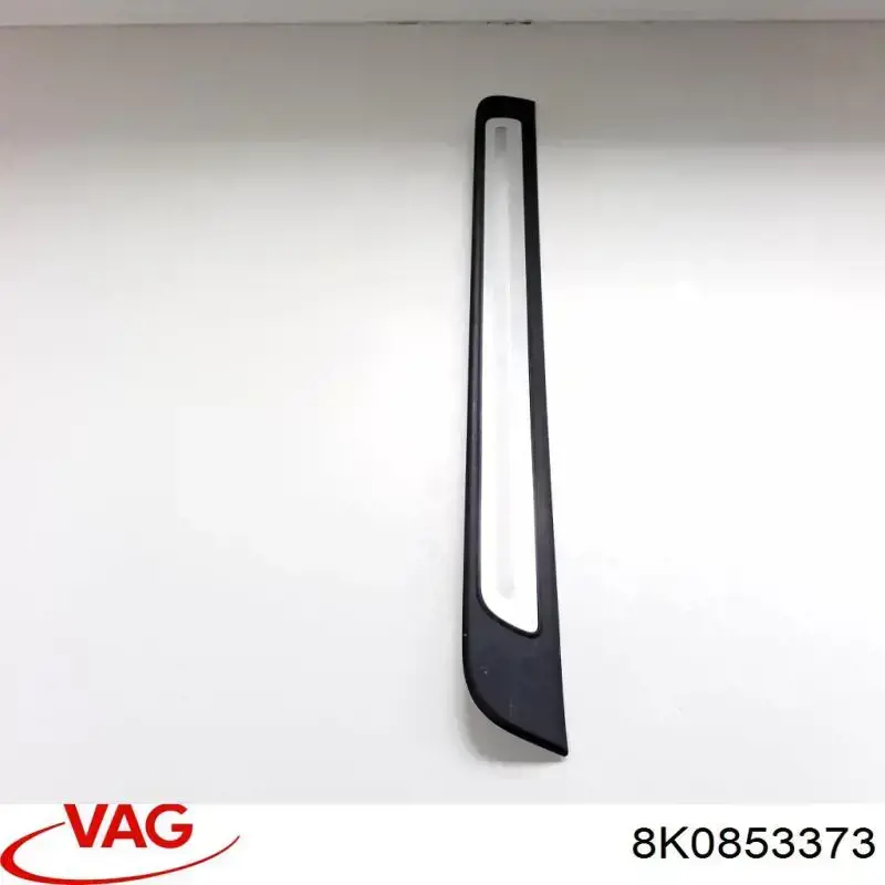 Накладка (молдинг) порога наружная передняя левая 8K085337301C VAG