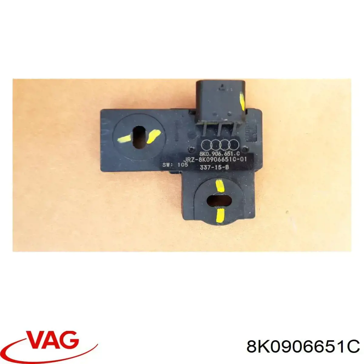 8K0906651C VAG 