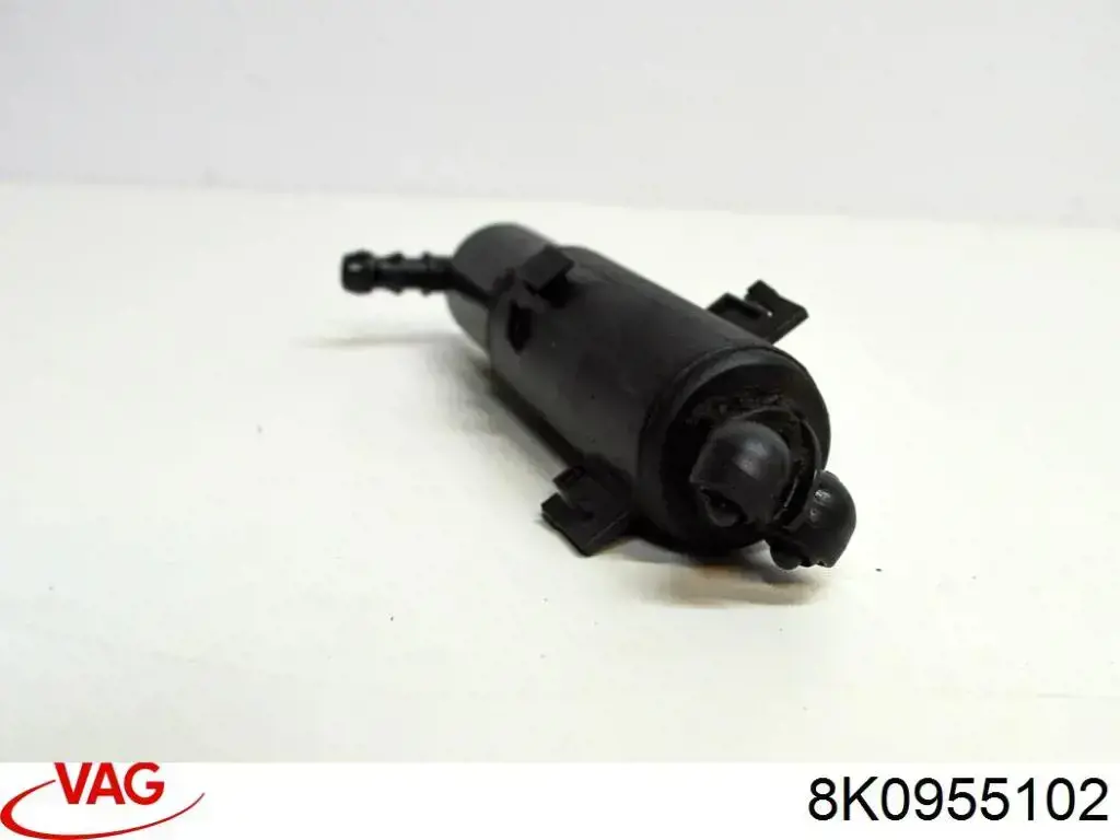 Купить 8K0955102 VAG Форсунка омывателя фары передней правой