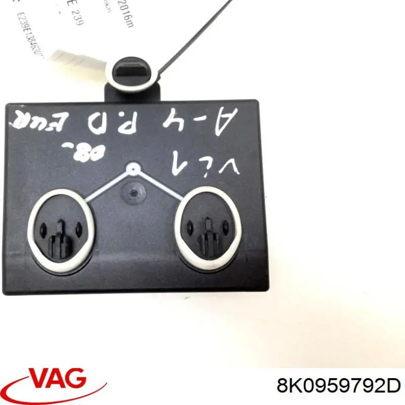 8K0959792D VAG Блок комфорта передней двери