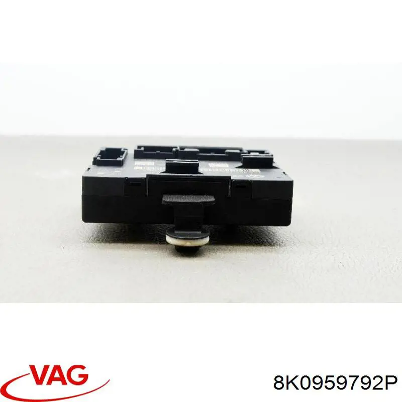 Блок комфорта передней двери VAG 8K0959792P цена, от 7.60 USD