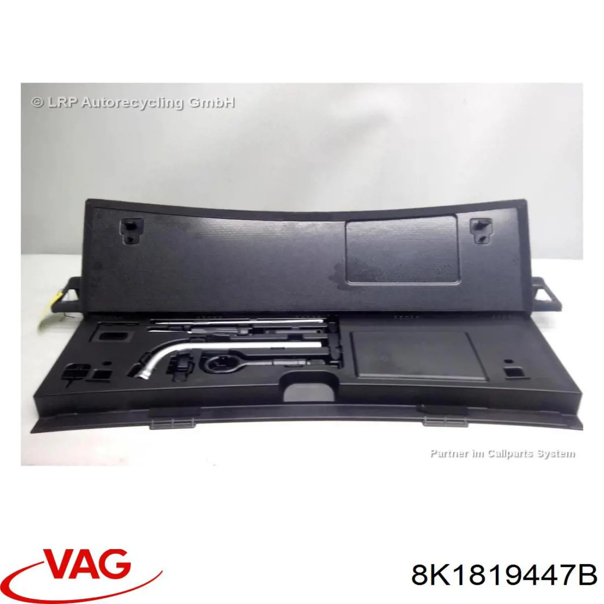 Водосток лобового стекла, жабо VAG 8K1819447B цена, от 1383.38 UAH