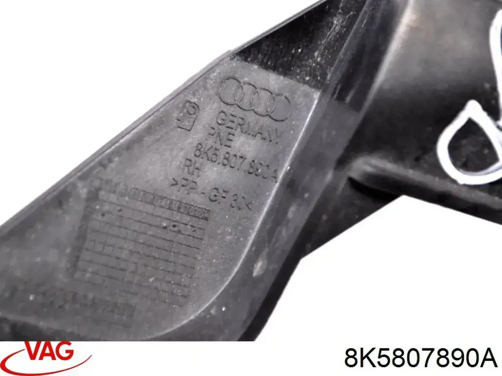 Правый кронштейн заднего бампера Diamond/DPA 88071878402