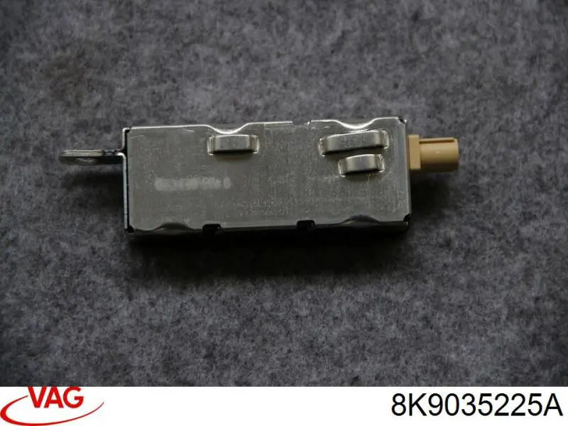 8K9035225A VAG 