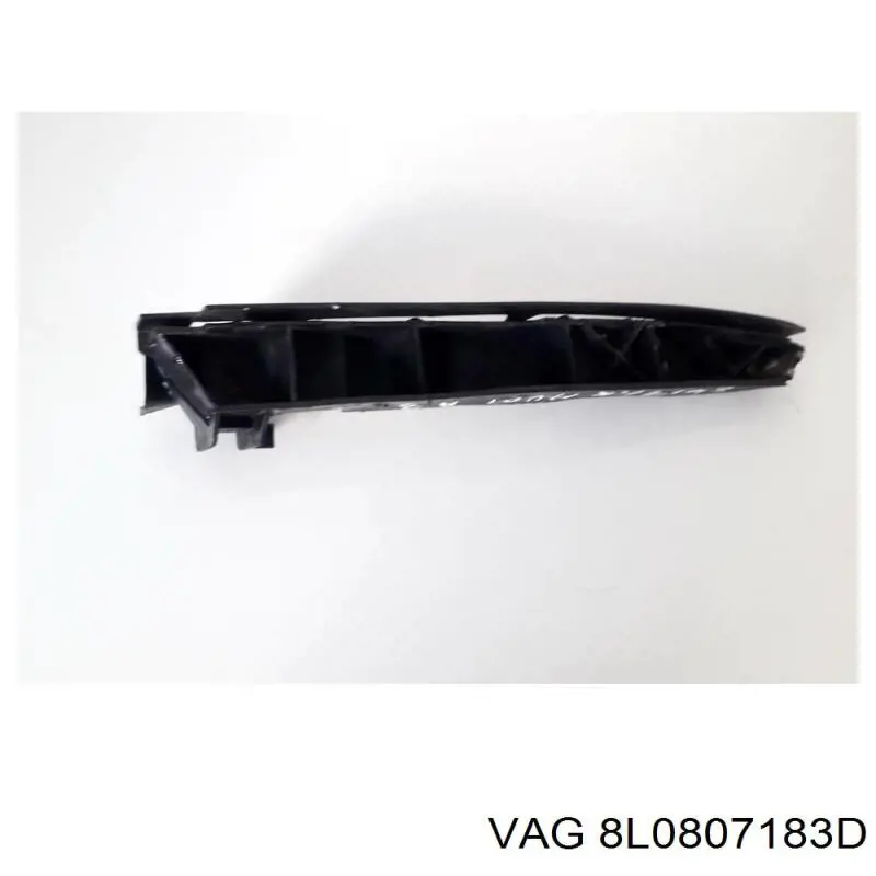 Кронштейн крепления бампера переднего левый VAG 8L0807183D цена, от 11.40 USD