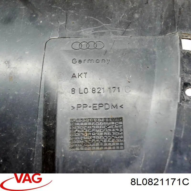 Купить 8L0821171C VAG Подкрылок передний левый