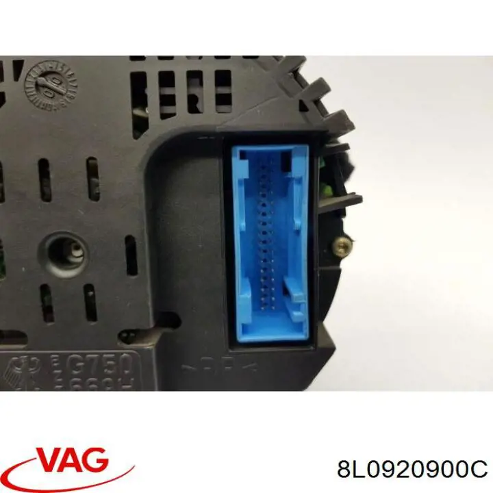 Купить 8L0920900C VAG Панель приборов