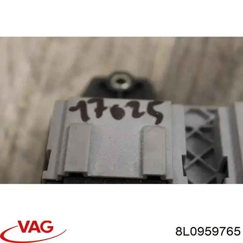  8L0959765 VAG