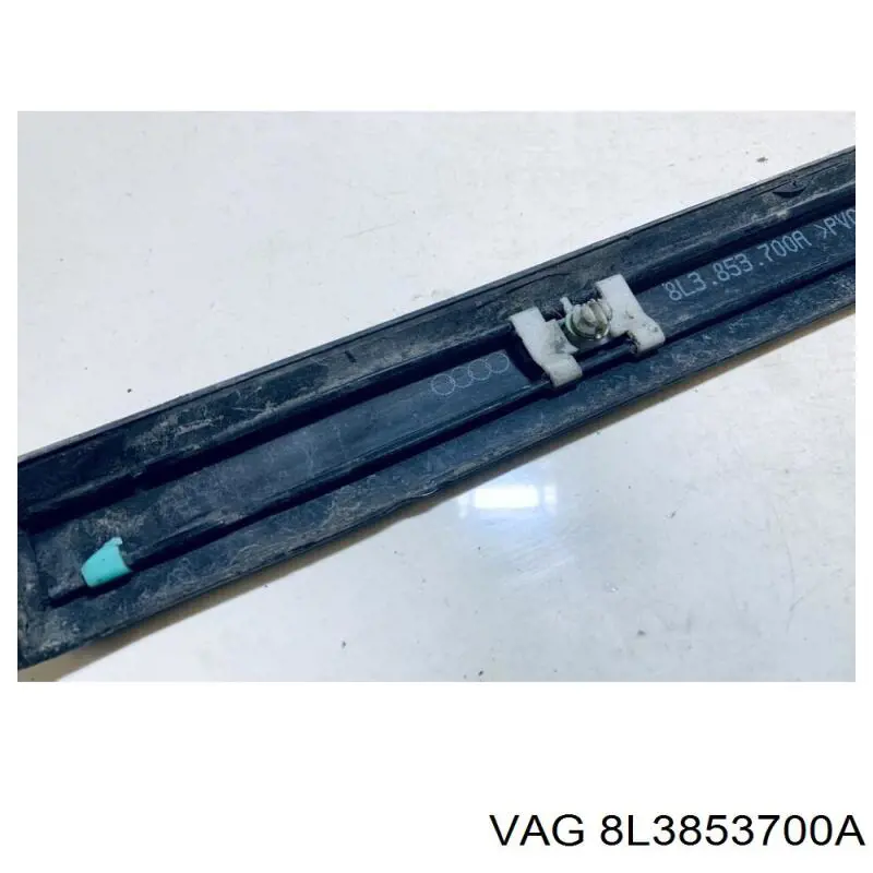 Накладка (молдинг) порога наружная задняя правая VAG 8L3853700A01C цена, от 19.00 USD