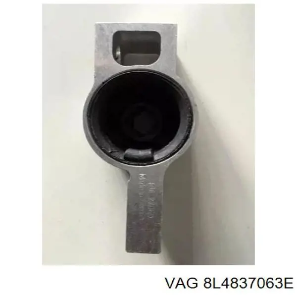 Ручка двери передней наружная левая 8L4837063B VAG