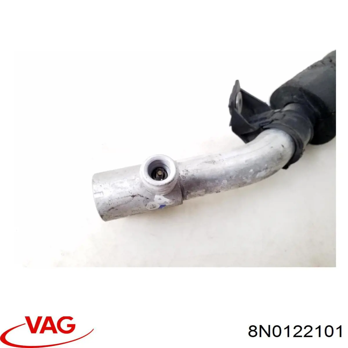 Купить 8N0122101 VAG Патрубок радиатора