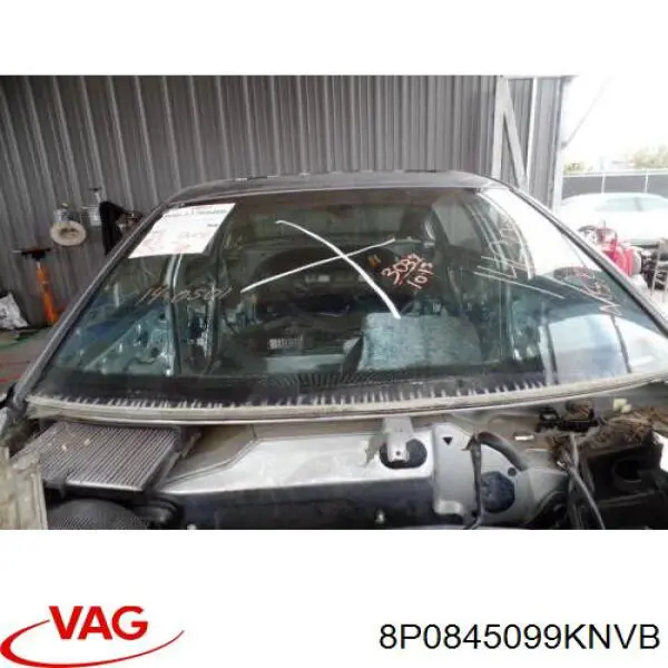  Лобовое стекло Audi A3 