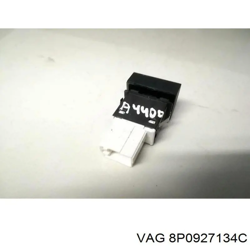 8P0927134C VAG 