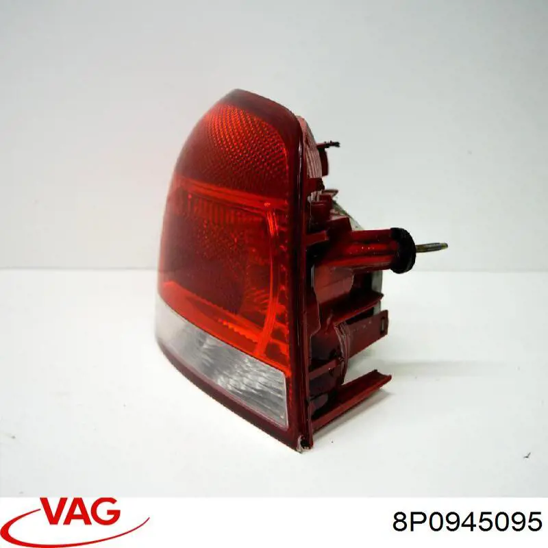 Фонарь задний левый внешний 8P0945095 VAG