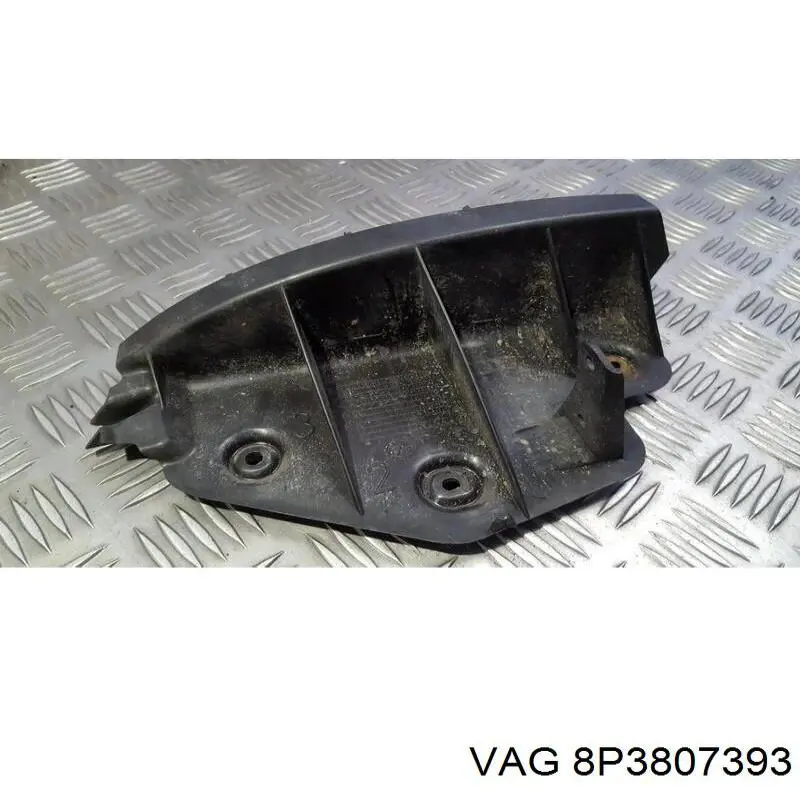Кронштейн крепления крыла переднего левого передний VAG 8P3807393 цена, от 30.20 USD