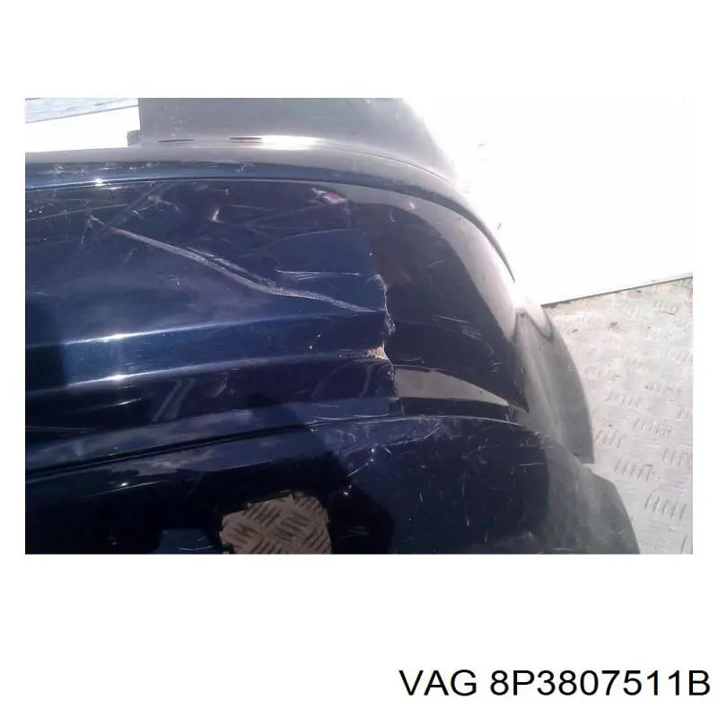 Задний бампер 8P3807303GRU VAG