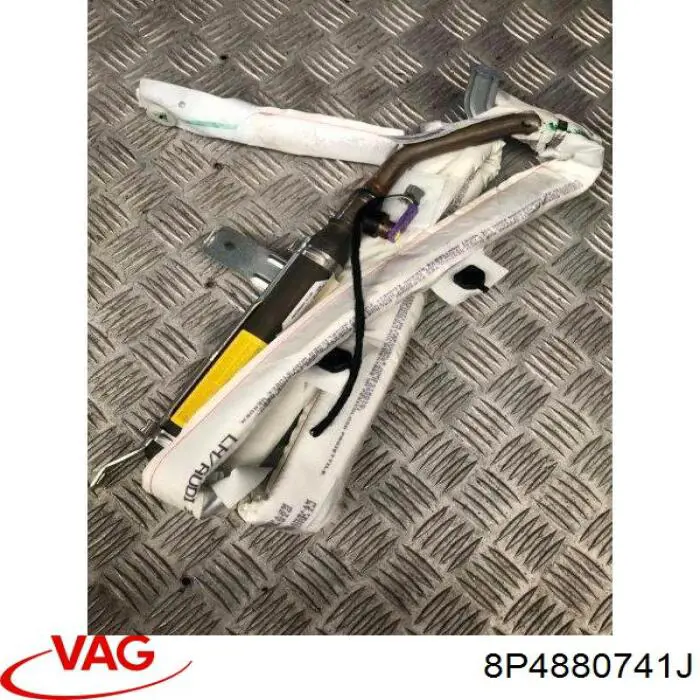 8P4880741J VAG Левая шторка безопасности