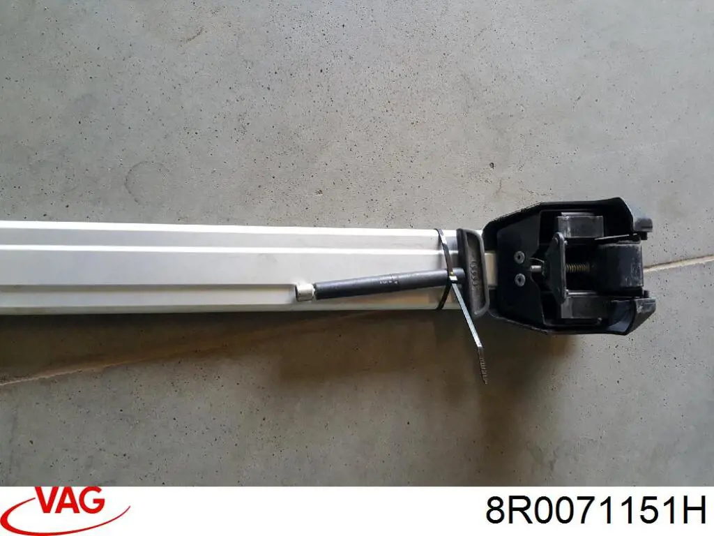 VAG 8R0071151H цена, от 54.25 USD