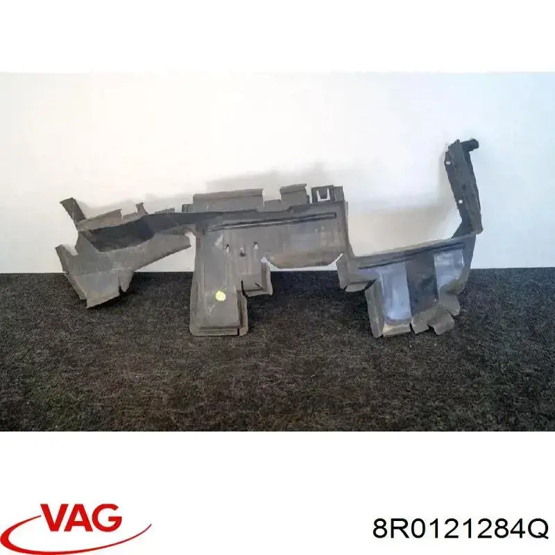 Купить 8R0121284Q VAG Правый дефлектор радиатора