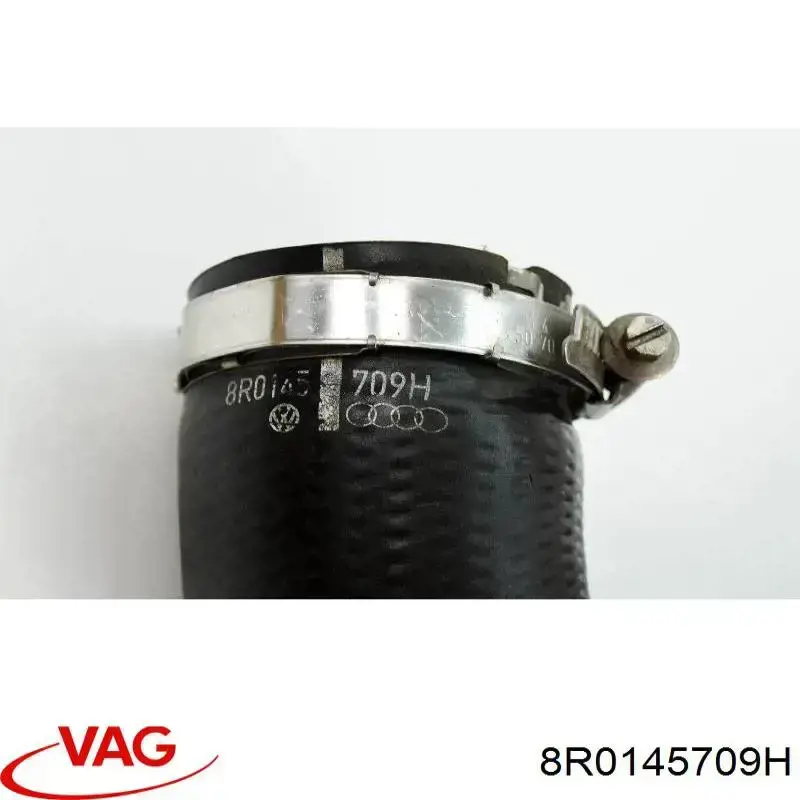 Патрубок интеркулера 8R0145709H VAG