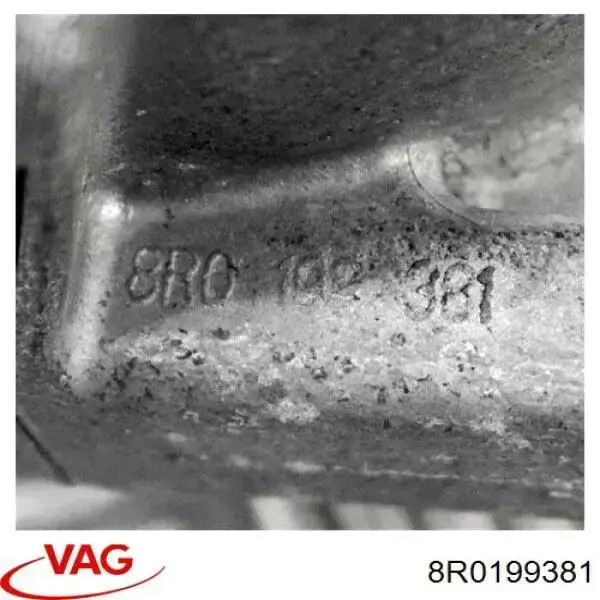 8R0199381 VAG Правая подушка двигателя