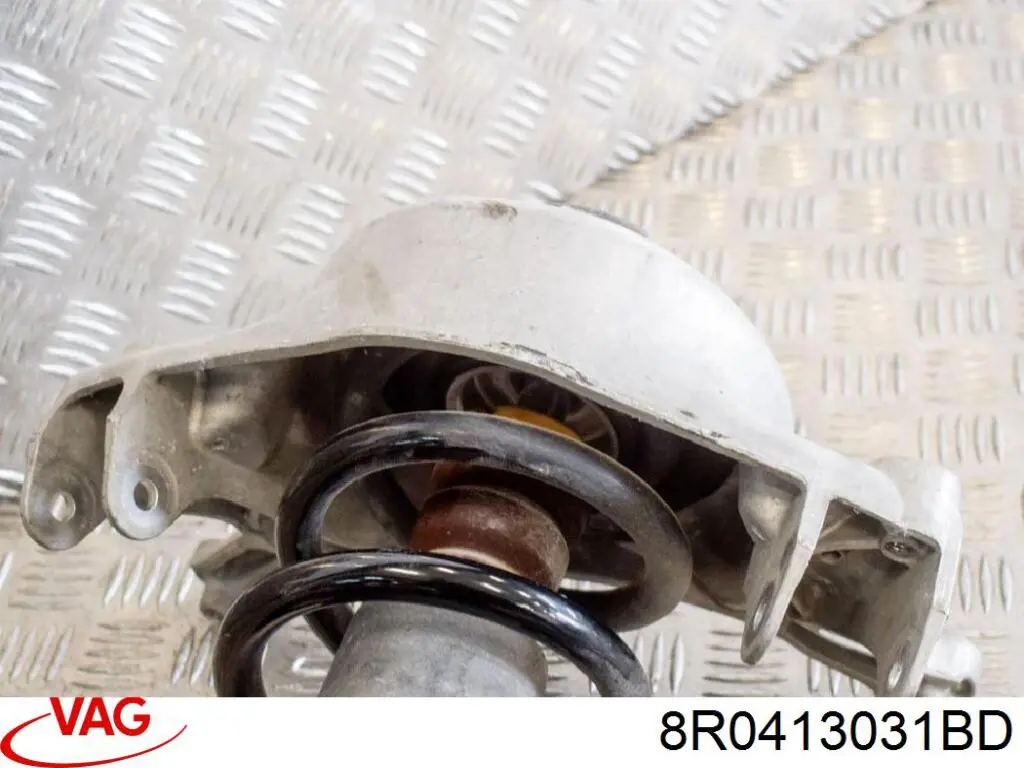 Купить 8R0413031BD VAG Амортизатор передней подвески