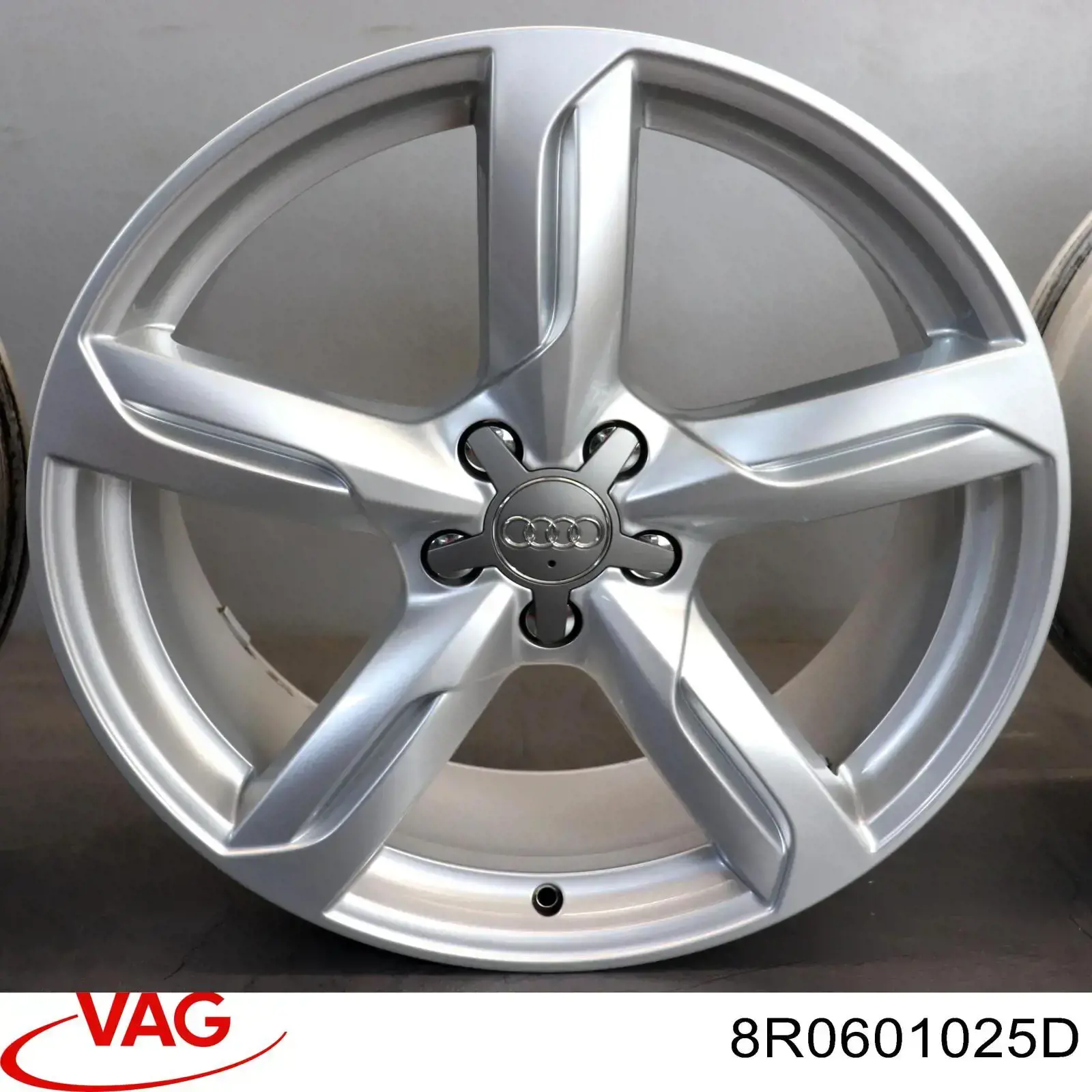 Диски VAG 8R0601025D цена, от 306.79 USD