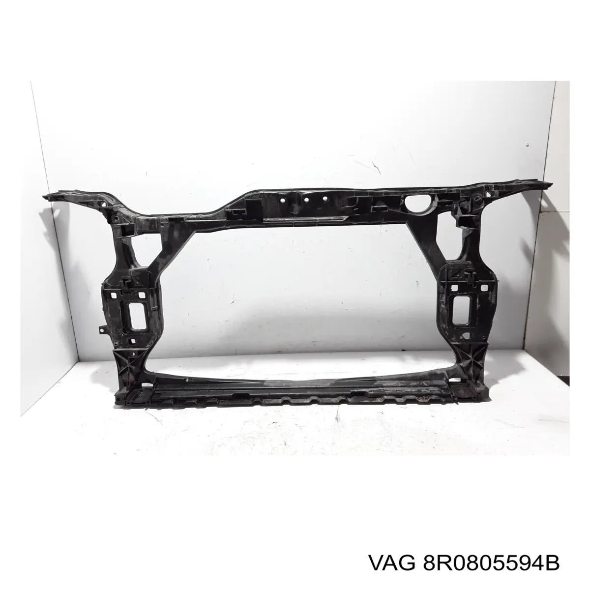 Панель передняя VAG 8R0805594B цена, от 102.48 USD