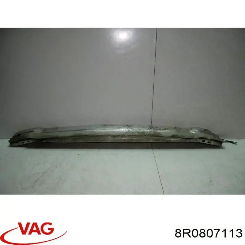 Купить 8R0807113 VAG Буфер бампера переднего