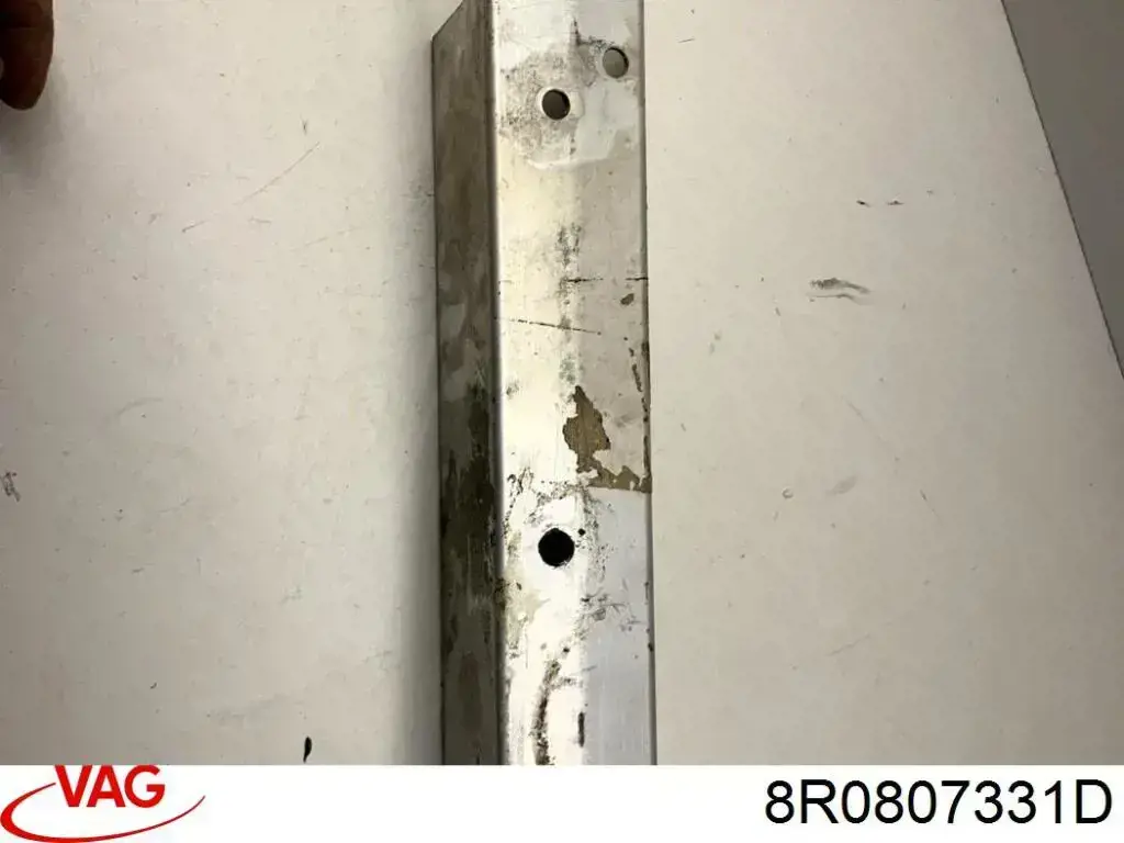 Кронштейн усилителя заднего бампера VAG 8R0807331D цена, от 12.67 USD
