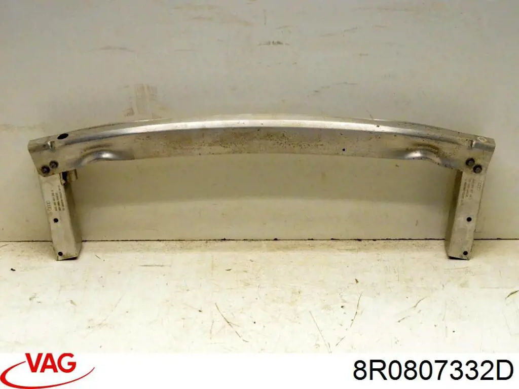 Кронштейн усилителя заднего бампера VAG 8R0807332D