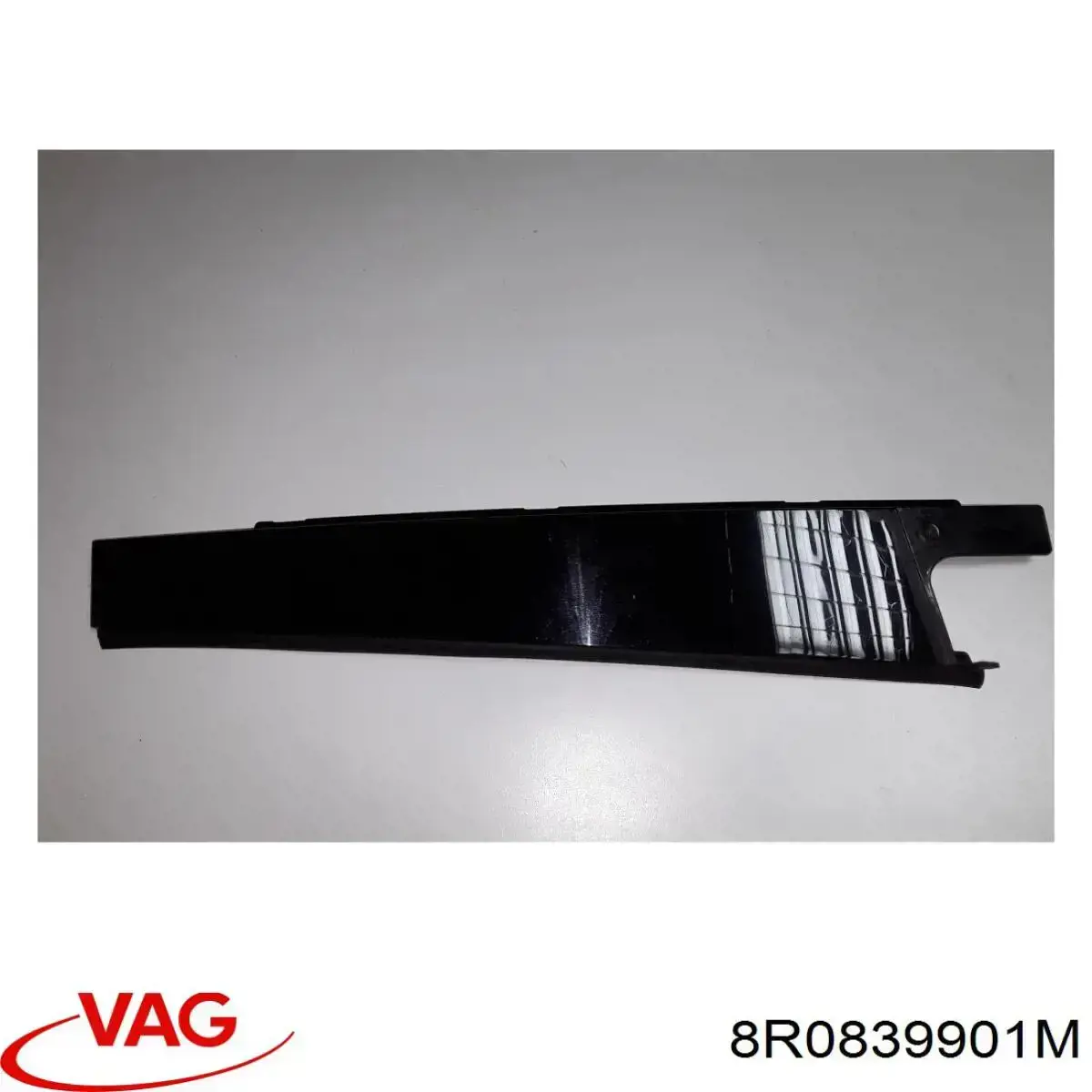  8R0839901M VAG