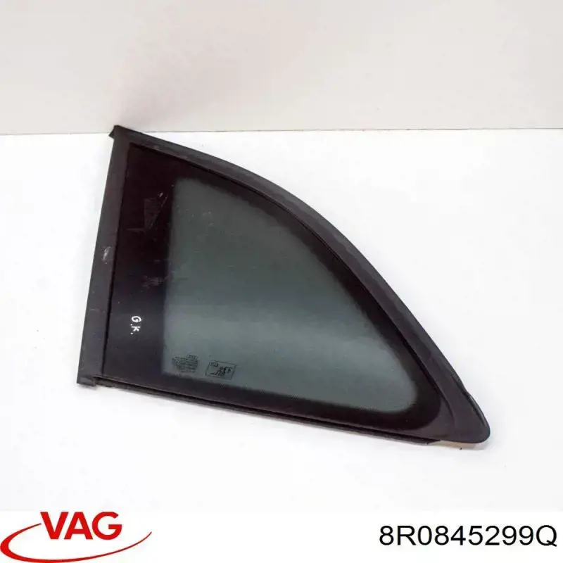 Стекло багажного отсека, левое VAG 8R0845299QNVB